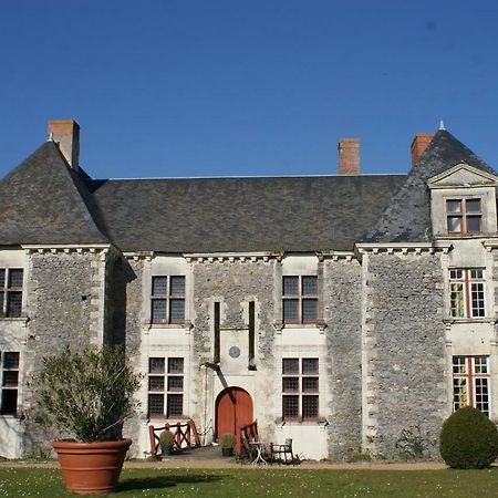 Chateau De La Fresnaye Bed and Breakfast Saint-Aubin-de-Luigné Buitenkant foto