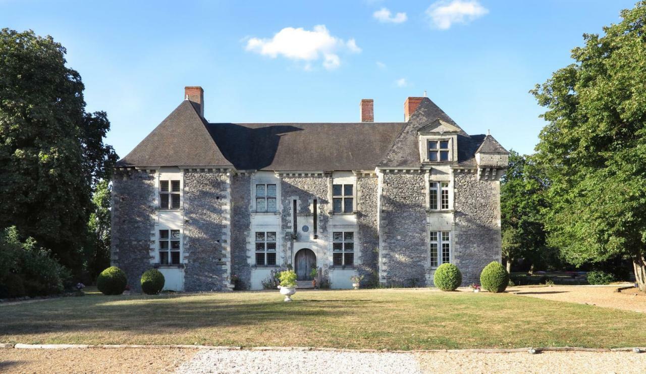 Chateau De La Fresnaye Bed and Breakfast Saint-Aubin-de-Luigné Buitenkant foto